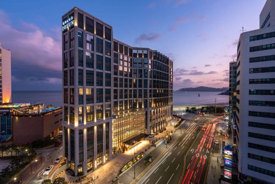 그랜드조선 부산